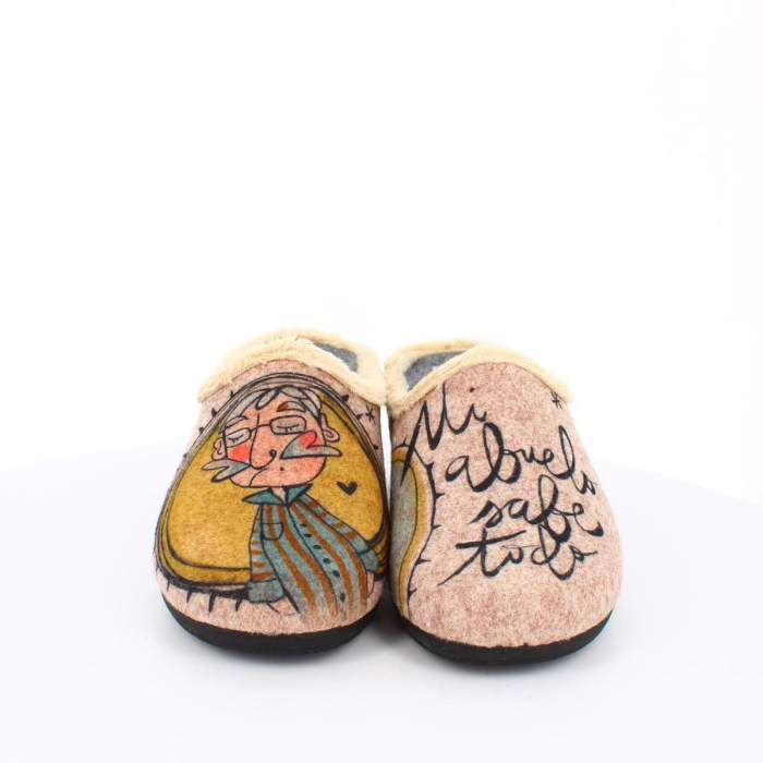 zapatillas de estar por casas para abuelos con ilustración orignal en color marrón