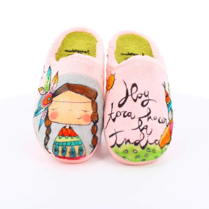 Zapatillas de estar por casa rosas con diseño de madebycarol by vivant