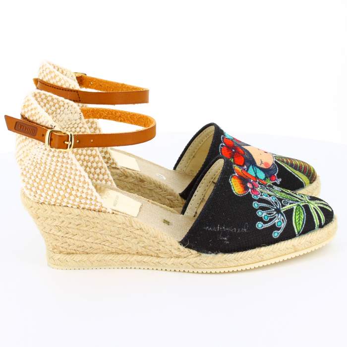 Comprar sandalias de yute negras para mujer con diseño ilustración de flores