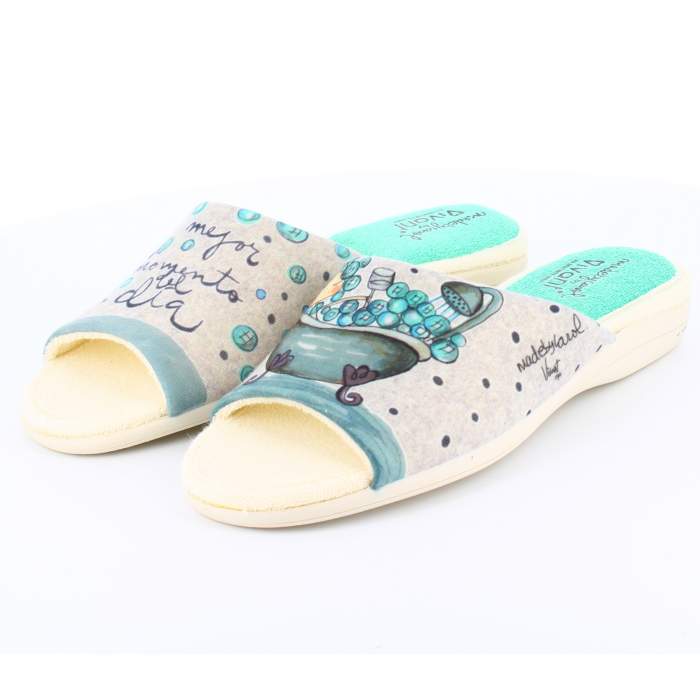 Comprar zapatillas de estar por casa en color gris cómodas Comprar zapatillas de estar por casa en color gris cómodas