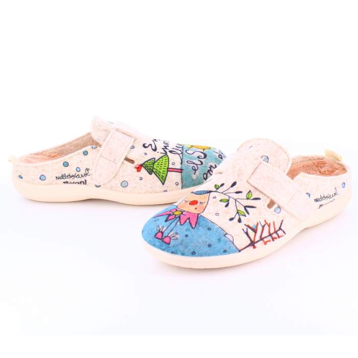 Zapatillas de estar por casa tipo zueco en color beige