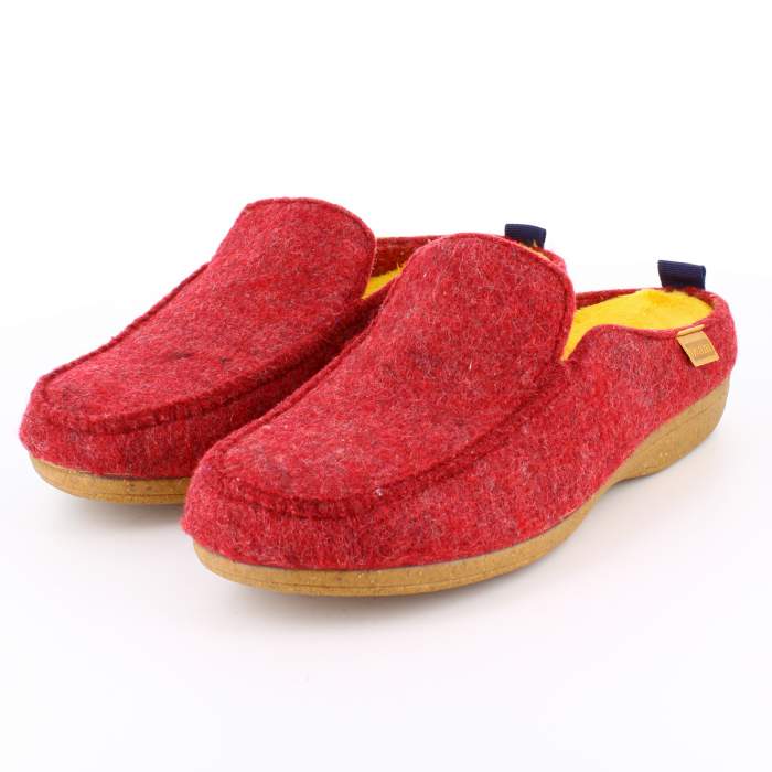 Slippers de fieltro rojo