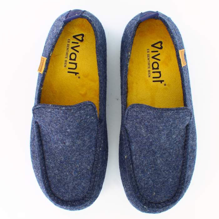 Vista superior de zapatillas de estar por casa para hombre en fieltro azul marino