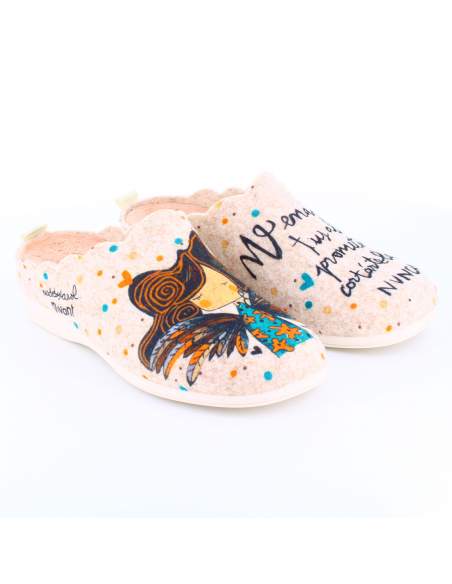 zapatillas de casa para mujer con ilustraciones de madebycarol con mensajes originales