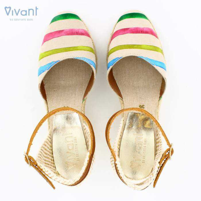 Vista superior de las cuñas de yute vivant para mujer