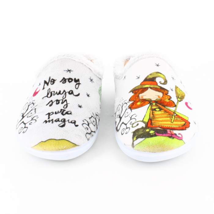 Zapatillas de Casa "No soy bruja, soy...