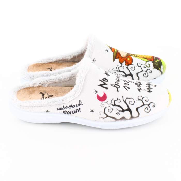 Zapatillas de Casa "No soy bruja, soy...