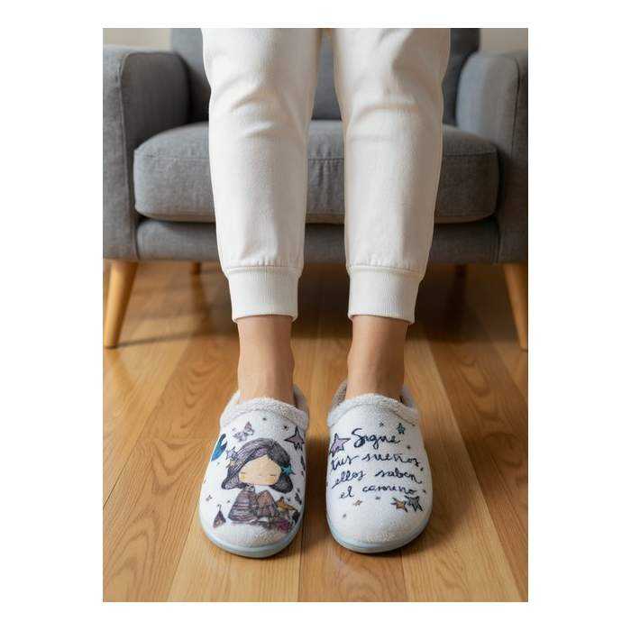 Zapatilla de Casa "Sigue tus sueños... Zapatilla de Casa "Sigue tus sueños...