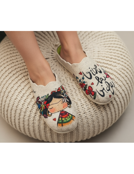 Zapatilla de Casa "Vive la vida" Fieltro Beig