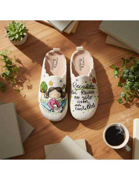 👑 Zapatillas mujer fieltro beige “Las reinas no solo viven en castillos
