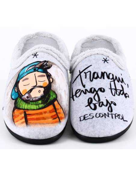 😎 Zapatillas de estar por casa hombre “Tranqui, tengo todo bajo descontrol” – Humor, relax y comodidad|Vivant